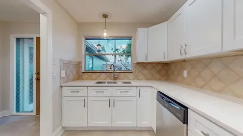 636 Boca Ciega Point Boulevard S St Petersburg FL 33708