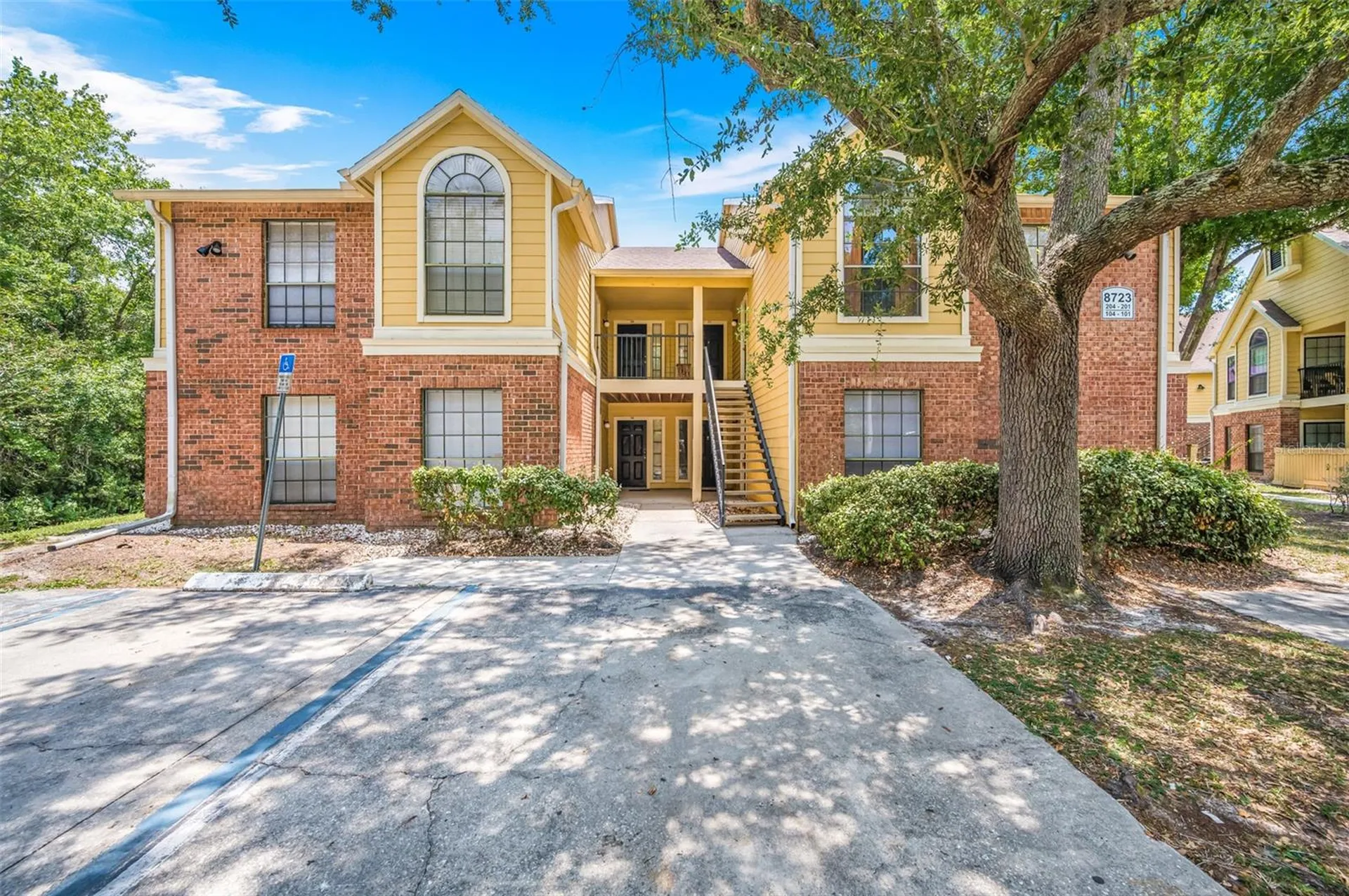 8723 Fancy Finch Drive Tampa FL 33614