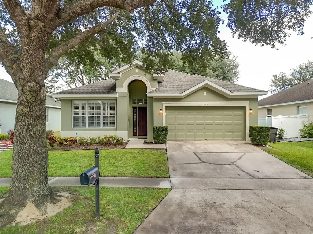 8333 Baywood Vista Drive Orlando FL 32810