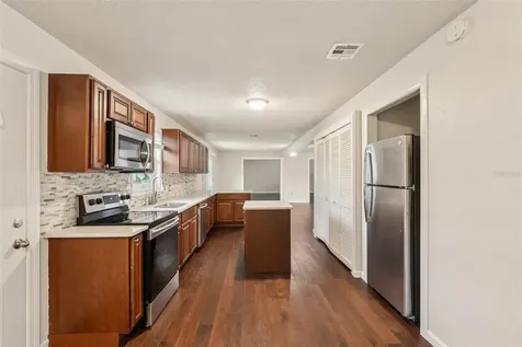 104 Hallmark Court Lake Mary FL 32746