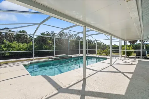 105 E North Branch Road Ruskin FL 33570