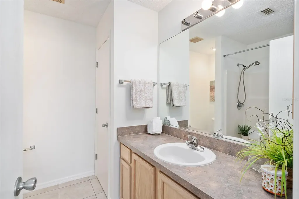 8065 SE 175th Columbia Place The Villages FL 32162