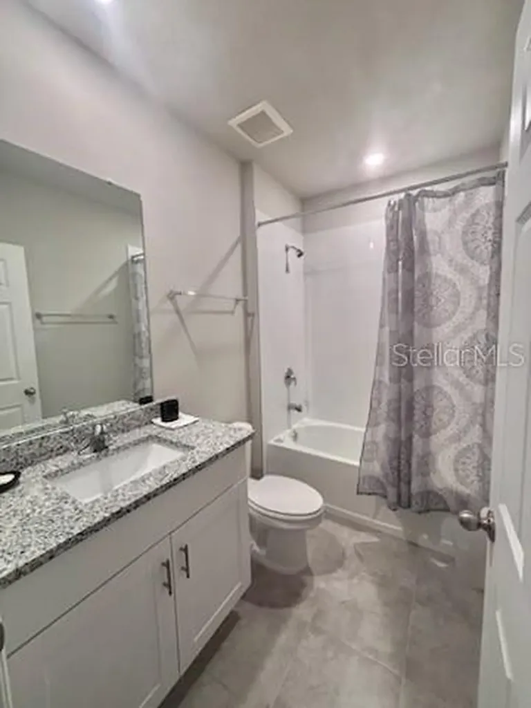 384 Guadlupe Street Haines City FL 33844
