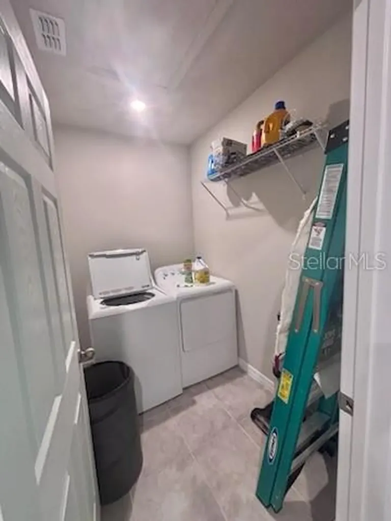 384 Guadlupe Street Haines City FL 33844