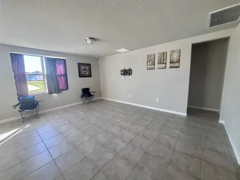 384 Guadlupe Street Haines City FL 33844