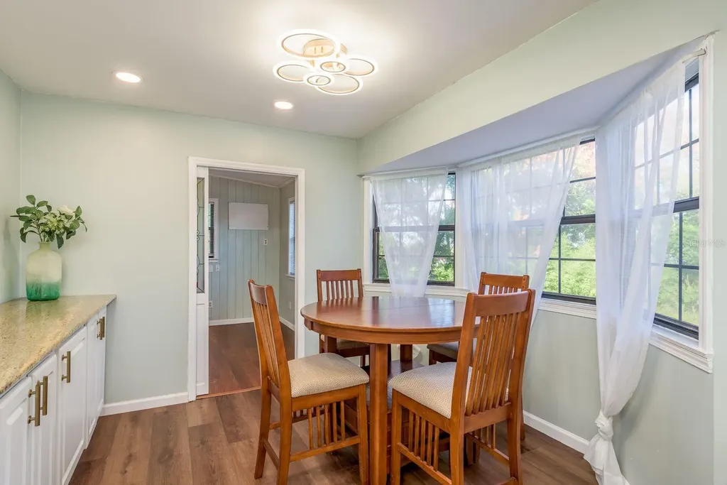 1416 Grove Avenue Leesburg FL 34748