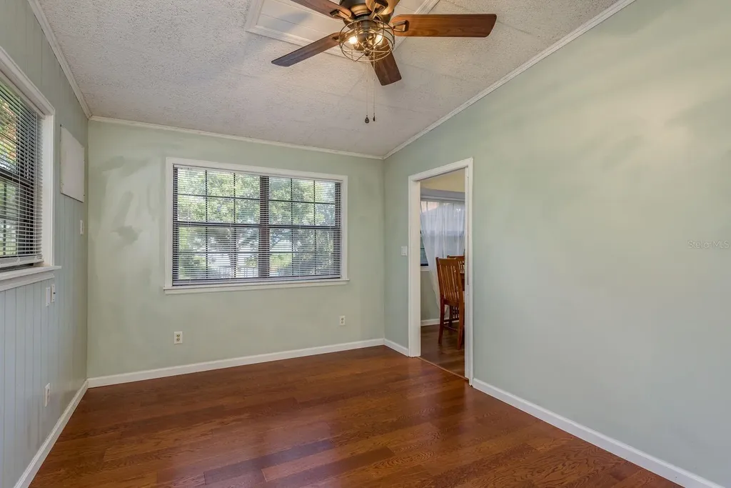 1416 Grove Avenue Leesburg FL 34748