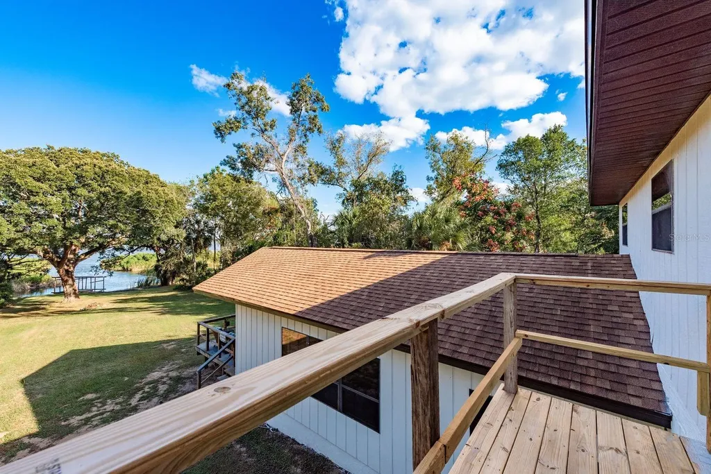 1416 Grove Avenue Leesburg FL 34748