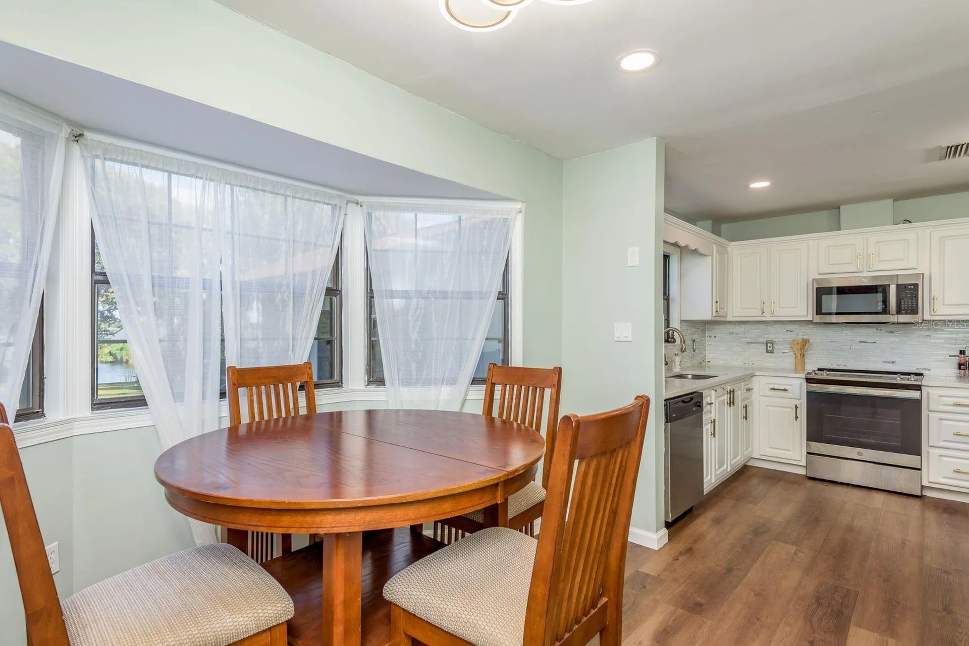 1416 Grove Avenue Leesburg FL 34748