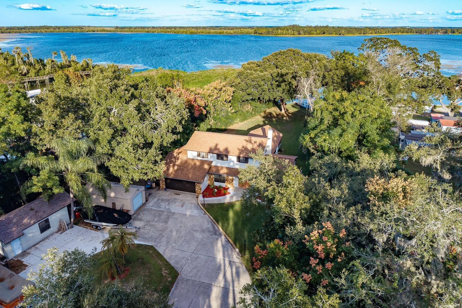 1416 Grove Avenue Leesburg FL 34748