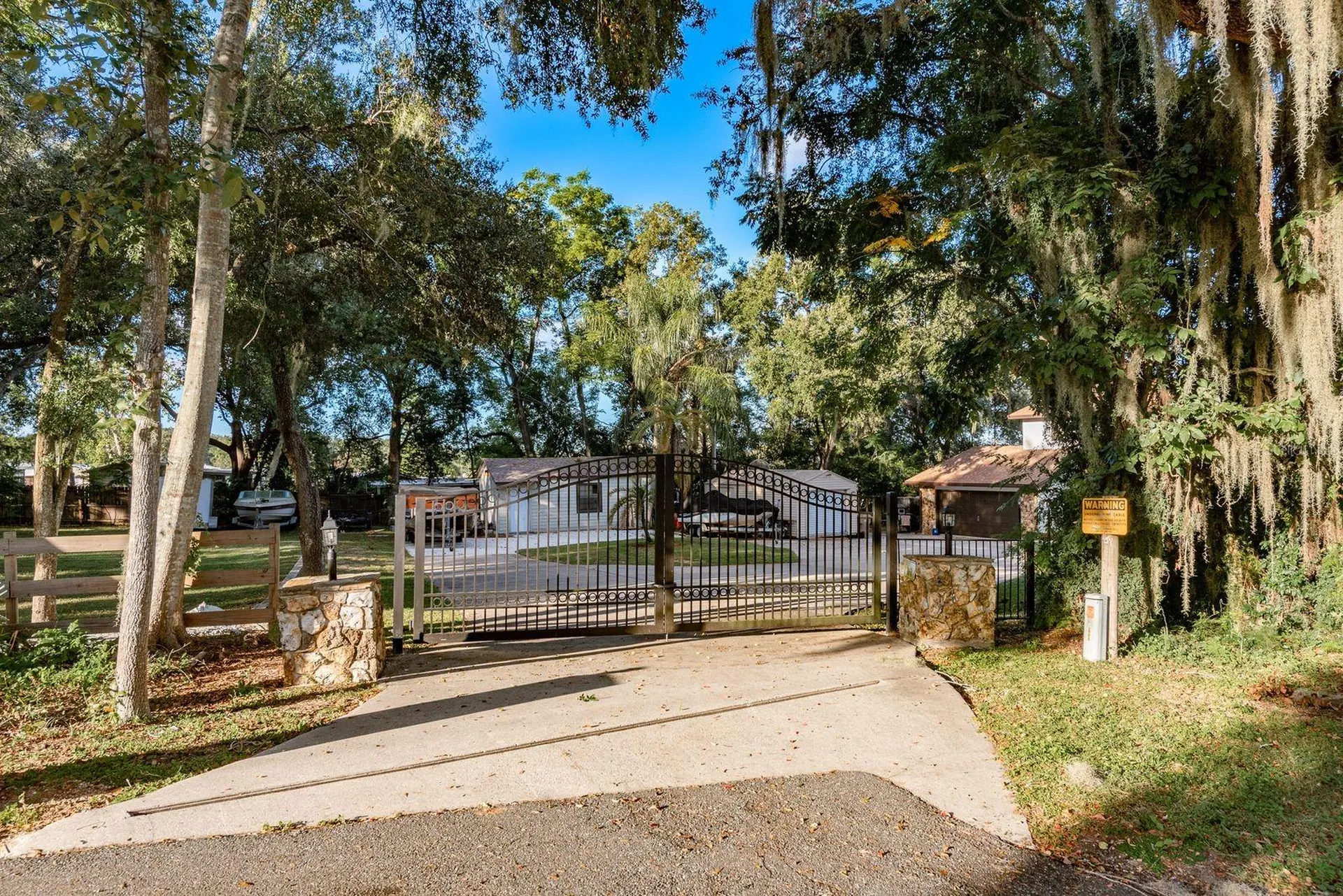 1416 Grove Avenue Leesburg FL 34748