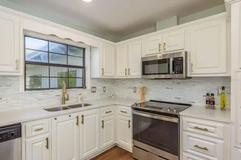 1416 Grove Avenue Leesburg FL 34748