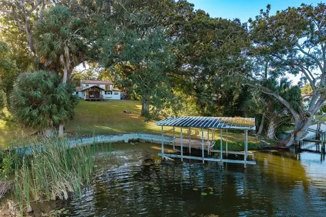 1416 Grove Avenue Leesburg FL 34748
