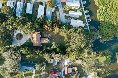1416 Grove Avenue Leesburg FL 34748