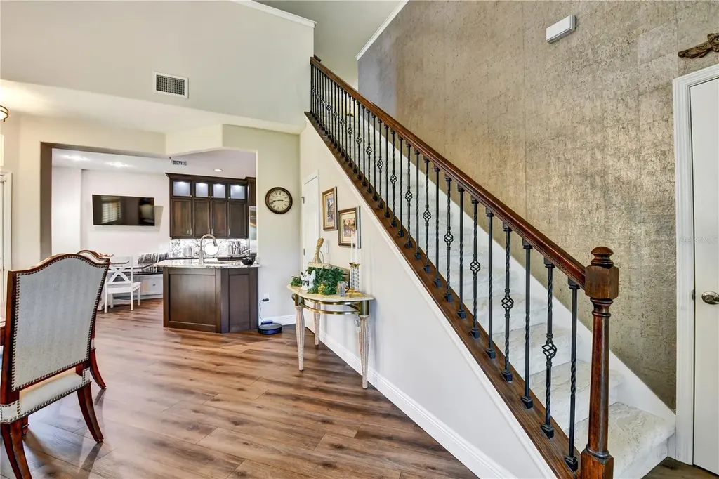8206 Lapin Court Seminole FL 33777