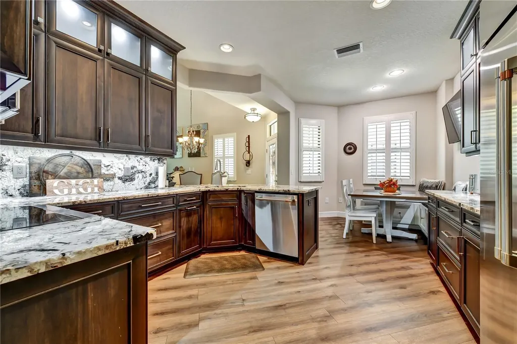 8206 Lapin Court Seminole FL 33777