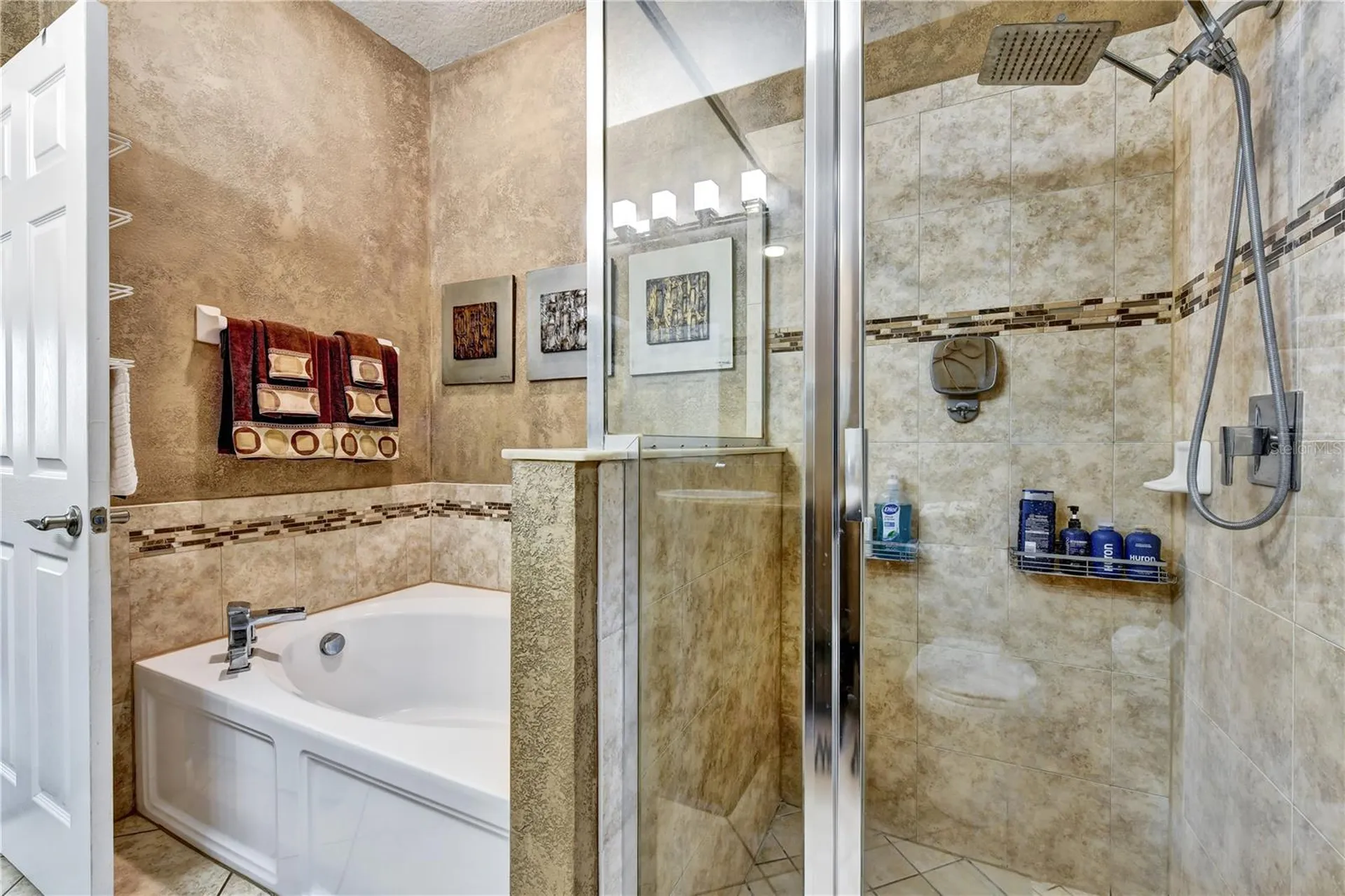 8206 Lapin Court Seminole FL 33777