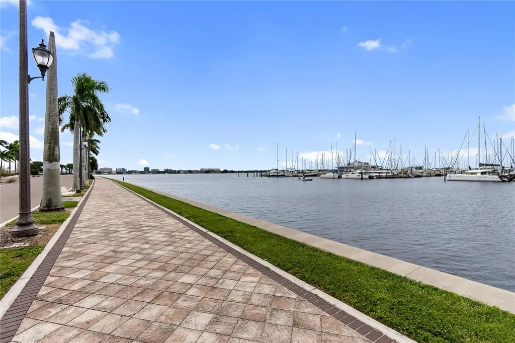 2701 13th Street W Palmetto FL 34221