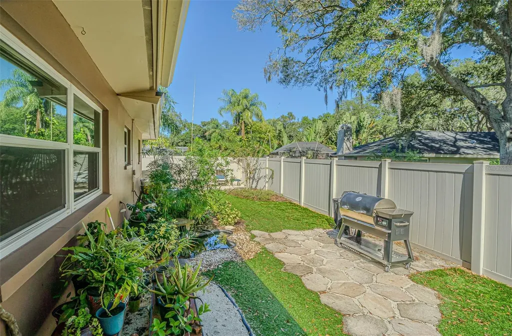 936 Highview Drive Palm Harbor FL 34683