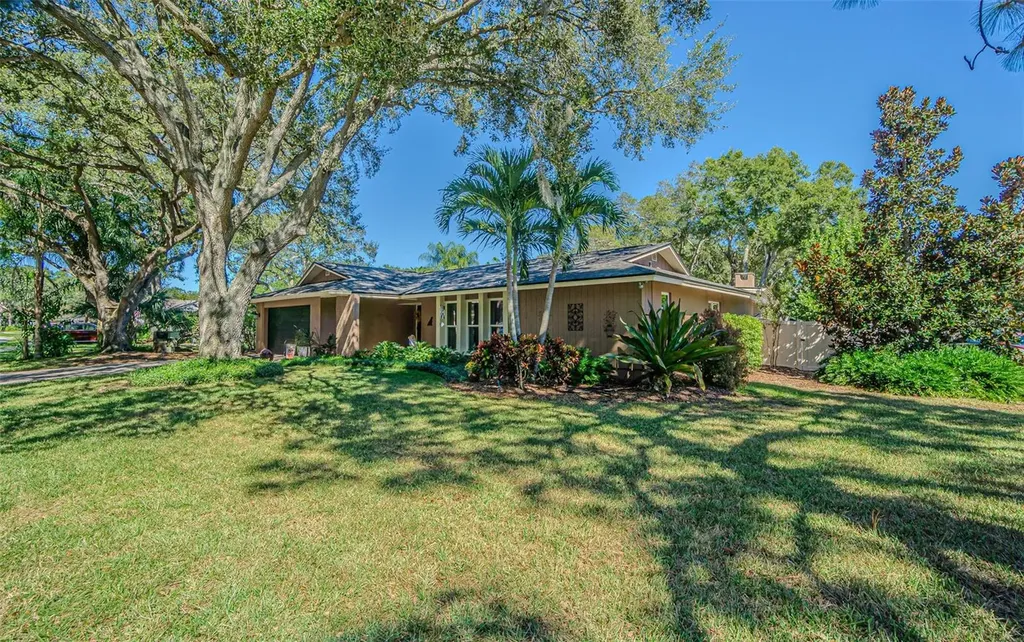 936 Highview Drive Palm Harbor FL 34683