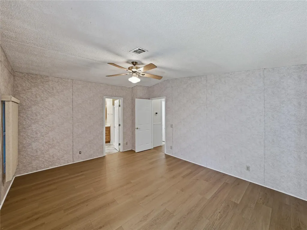 3822 Damian Drive Zephyrhills FL 33541