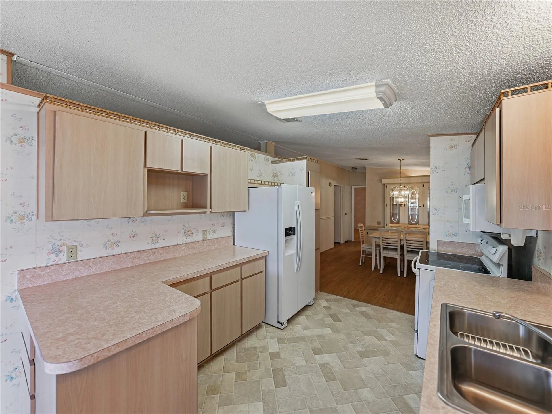3822 Damian Drive Zephyrhills FL 33541