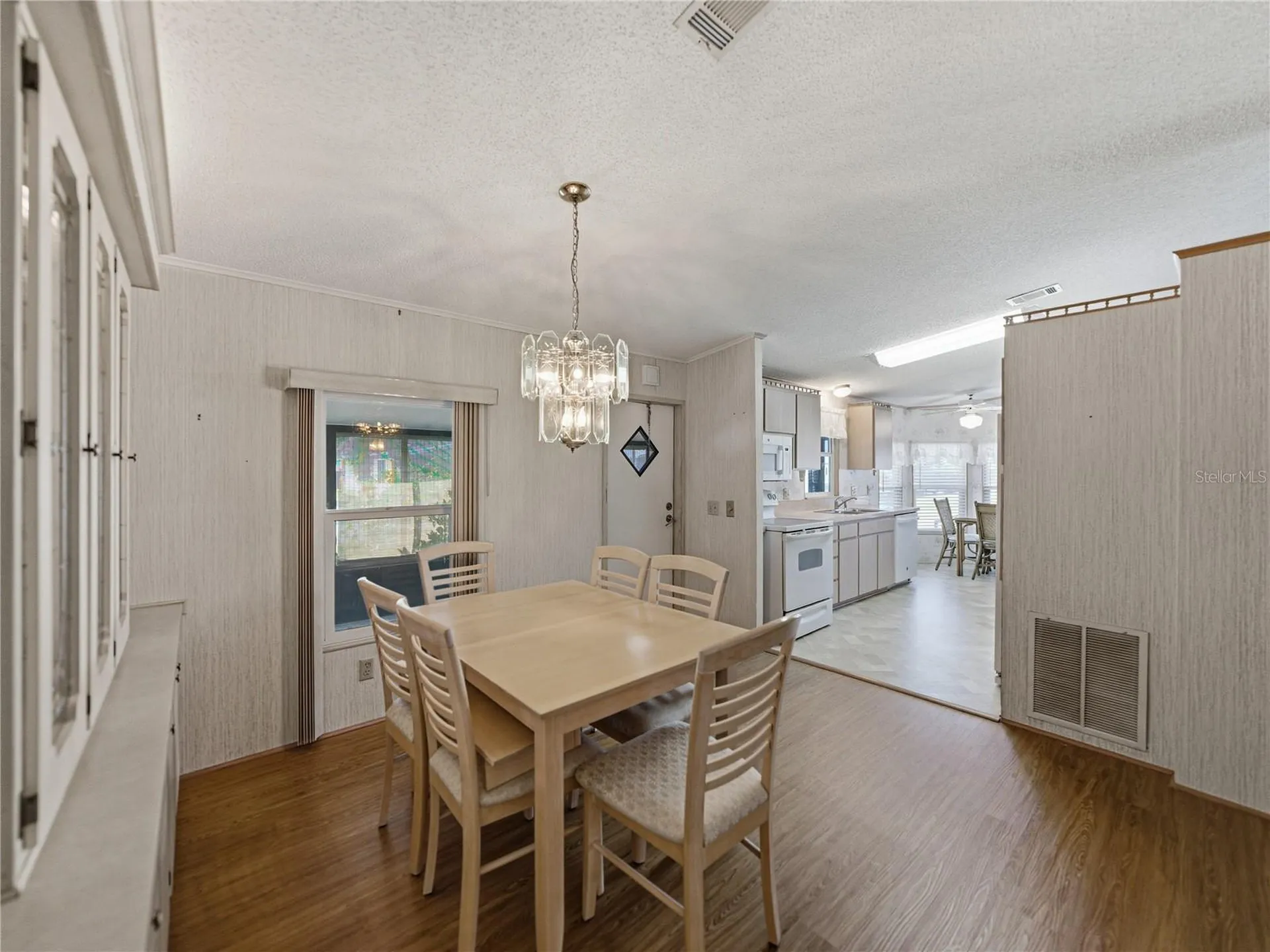 3822 Damian Drive Zephyrhills FL 33541