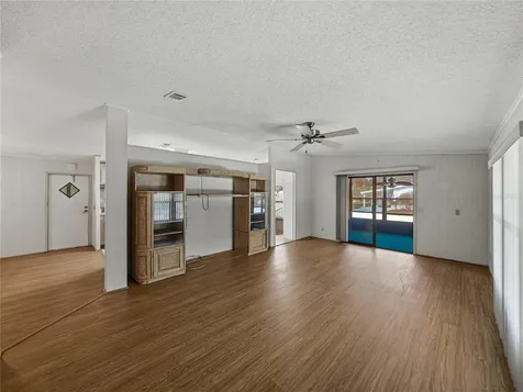 3822 Damian Drive Zephyrhills FL 33541