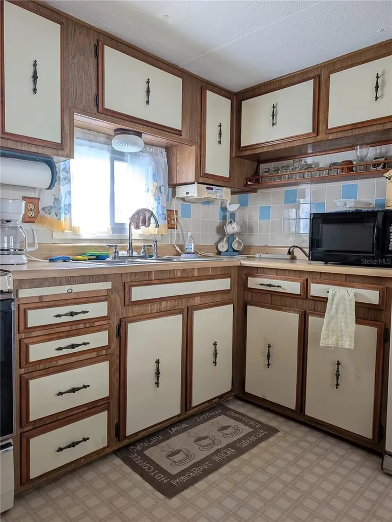 82010 A Street N Pinellas Park FL 33781