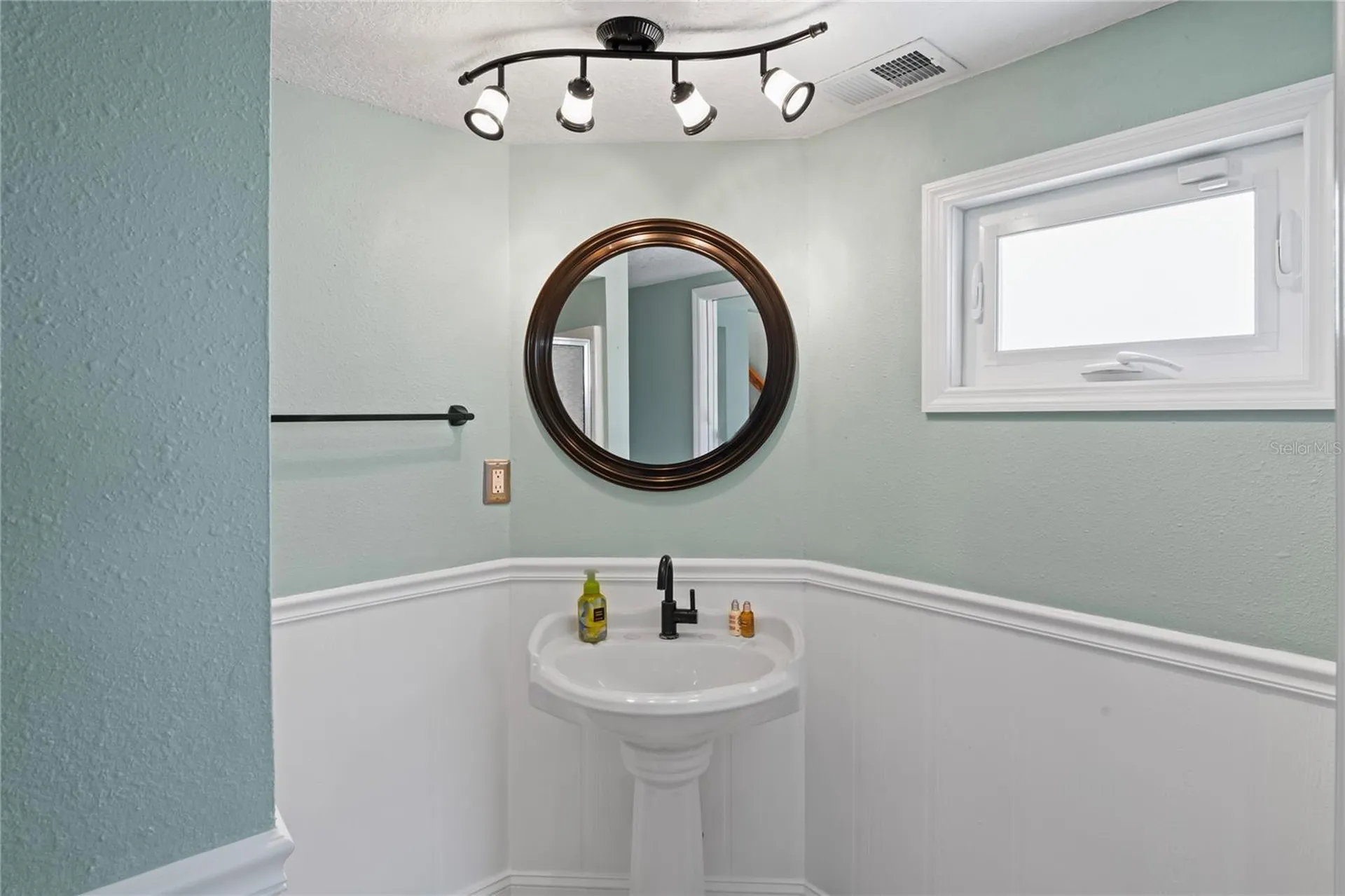6603 Driftwood Drive Hudson FL 34667