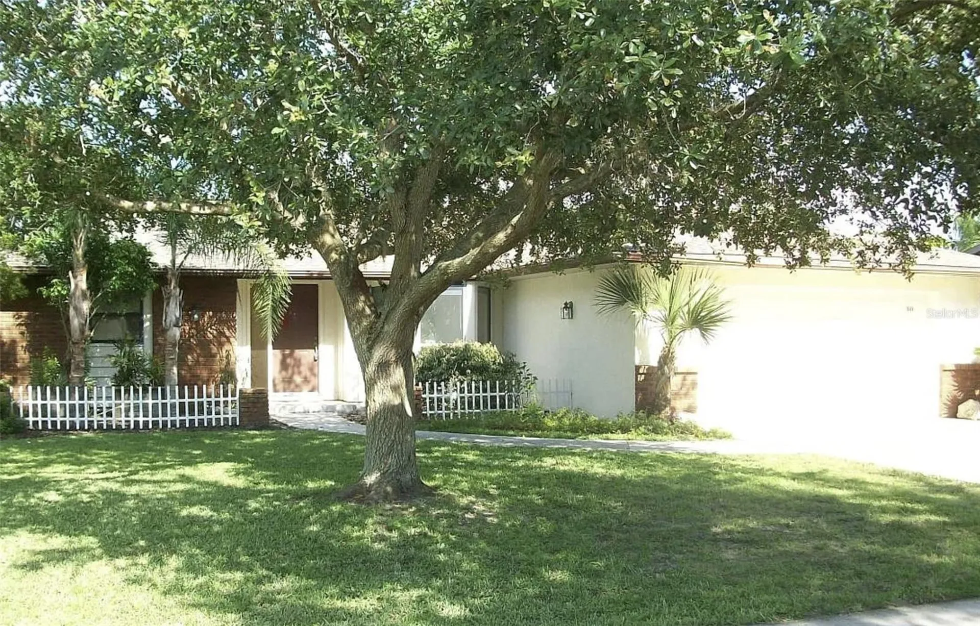 1649 Georgetowne Boulevard Sarasota FL 34232