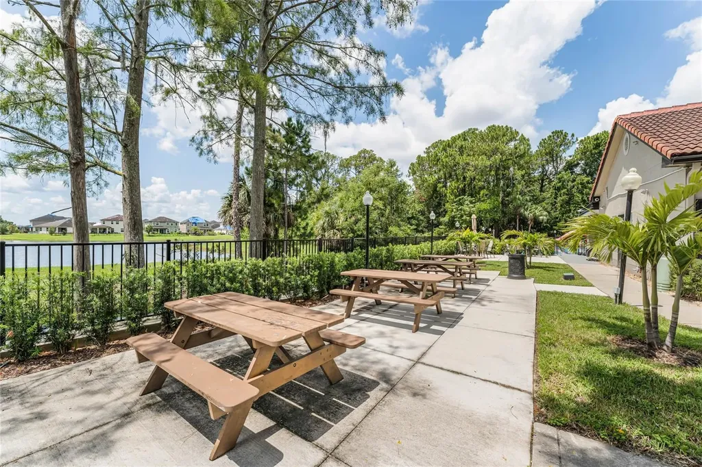 5124 Conroy Road Orlando FL 32811