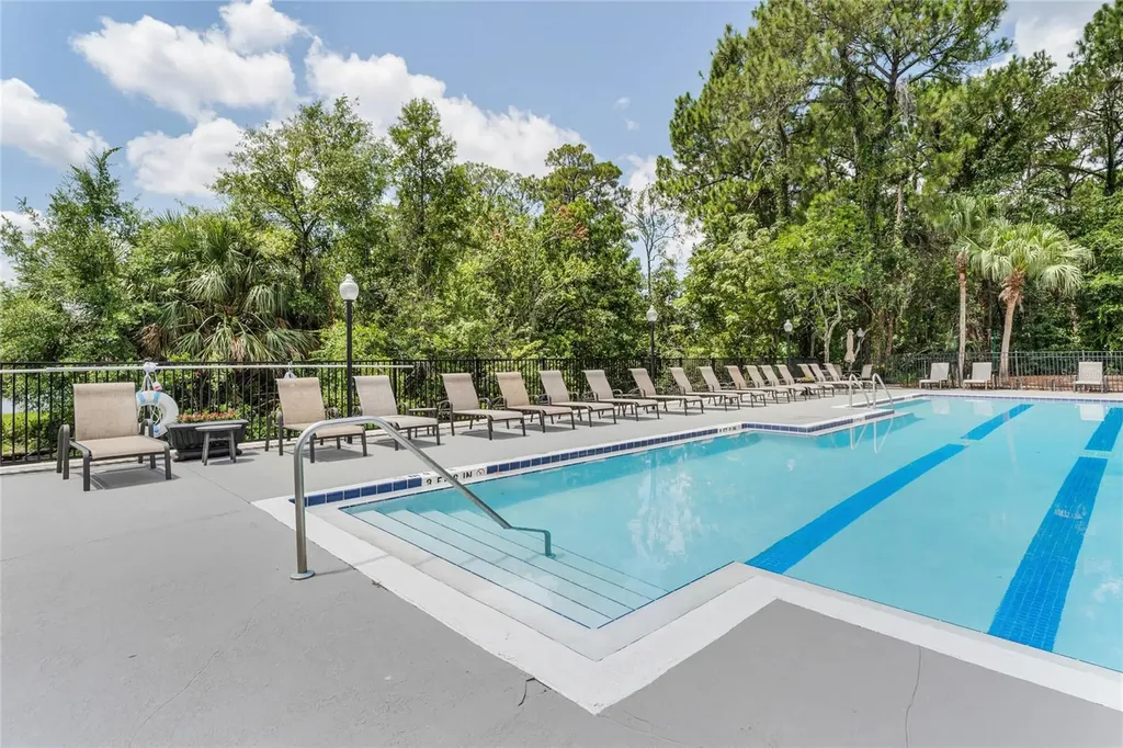5124 Conroy Road Orlando FL 32811