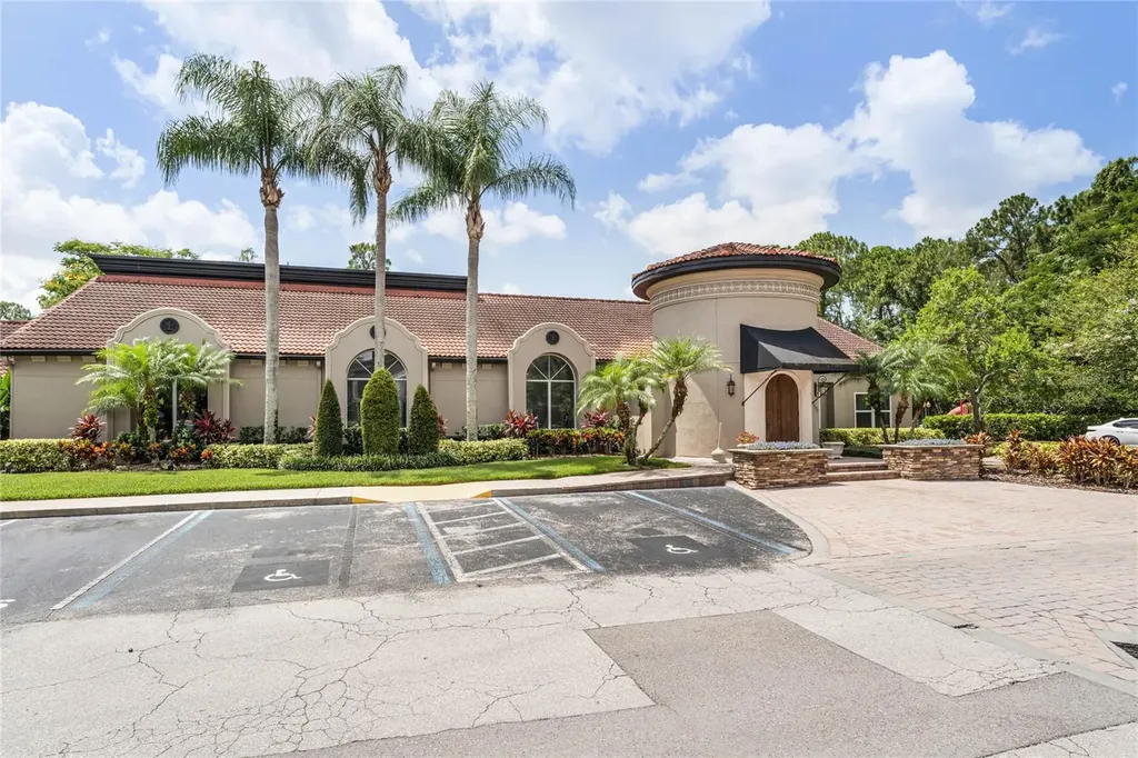 5124 Conroy Road Orlando FL 32811