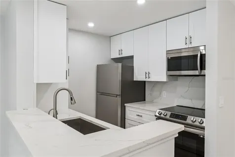 5124 Conroy Road Orlando FL 32811