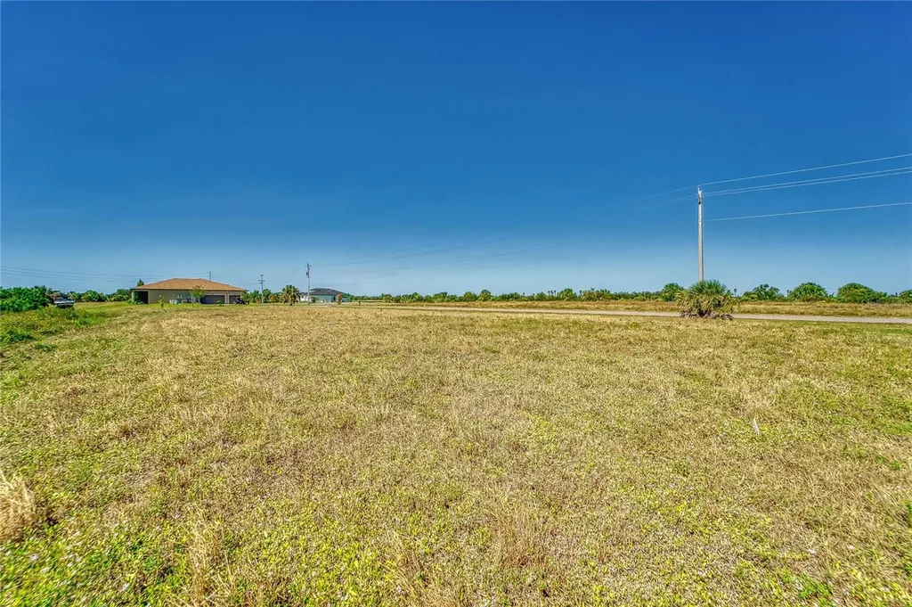 Gulf City Road Ruskin FL 33570