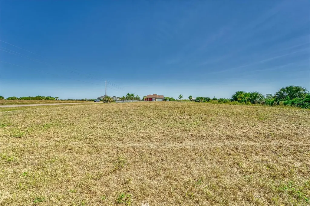 Gulf City Road Ruskin FL 33570