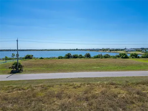 Gulf City Road Ruskin FL 33570
