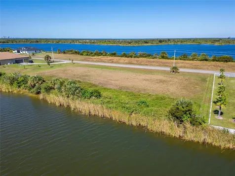 Gulf City Road Ruskin FL 33570