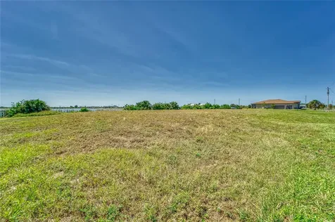Gulf City Road Ruskin FL 33570