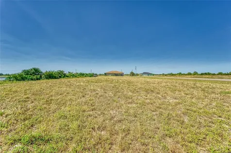 Gulf City Road Ruskin FL 33570