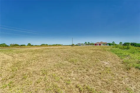 Gulf City Road Ruskin FL 33570