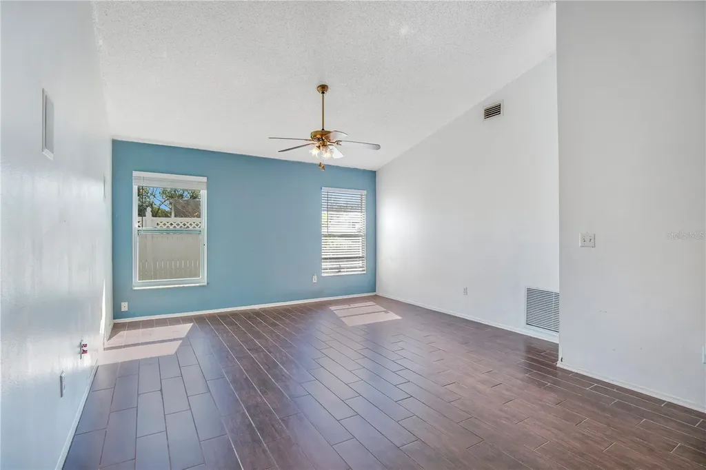 6019 Long Peak Drive Orlando FL 32810