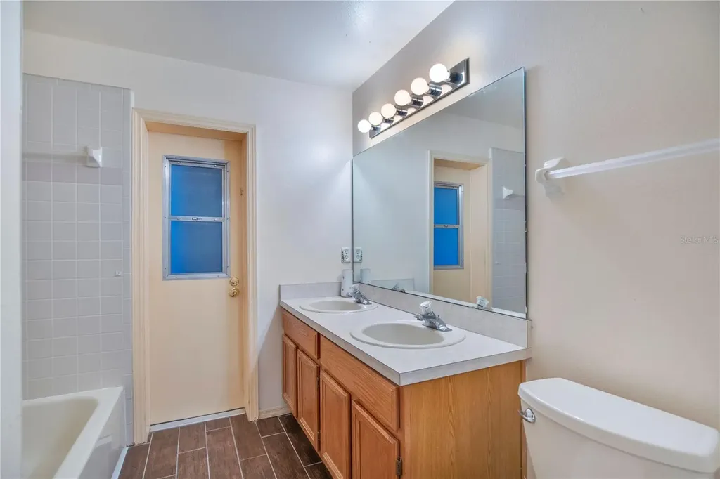 6019 Long Peak Drive Orlando FL 32810