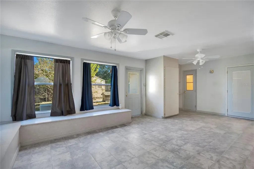 6019 Long Peak Drive Orlando FL 32810