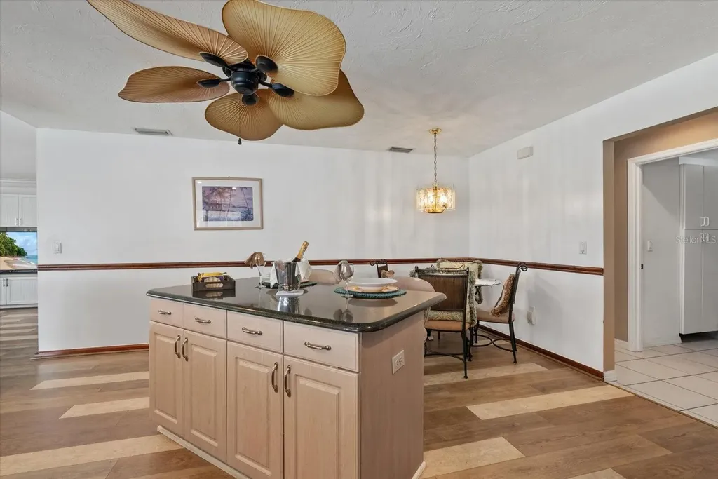 6423 Drewrys Bluff Bradenton FL 34203