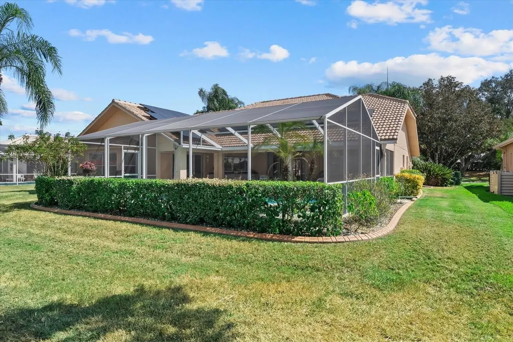 6423 Drewrys Bluff Bradenton FL 34203