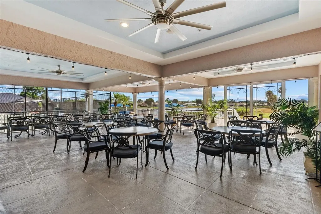 6423 Drewrys Bluff Bradenton FL 34203