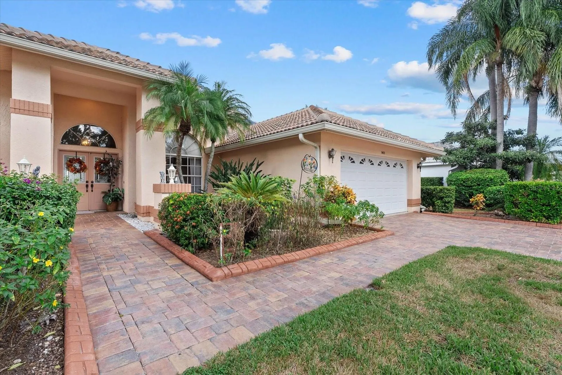 6423 Drewrys Bluff Bradenton FL 34203