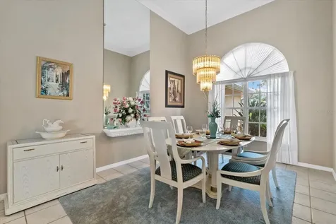 6423 Drewrys Bluff Bradenton FL 34203
